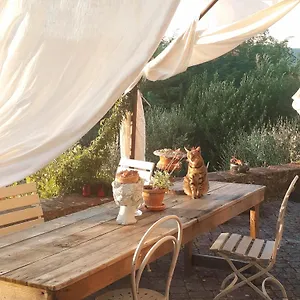 https://la-casa-del-maestro.it-tuscanyhotel.com